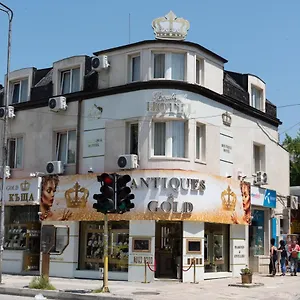 Apartment Golden House, Warna